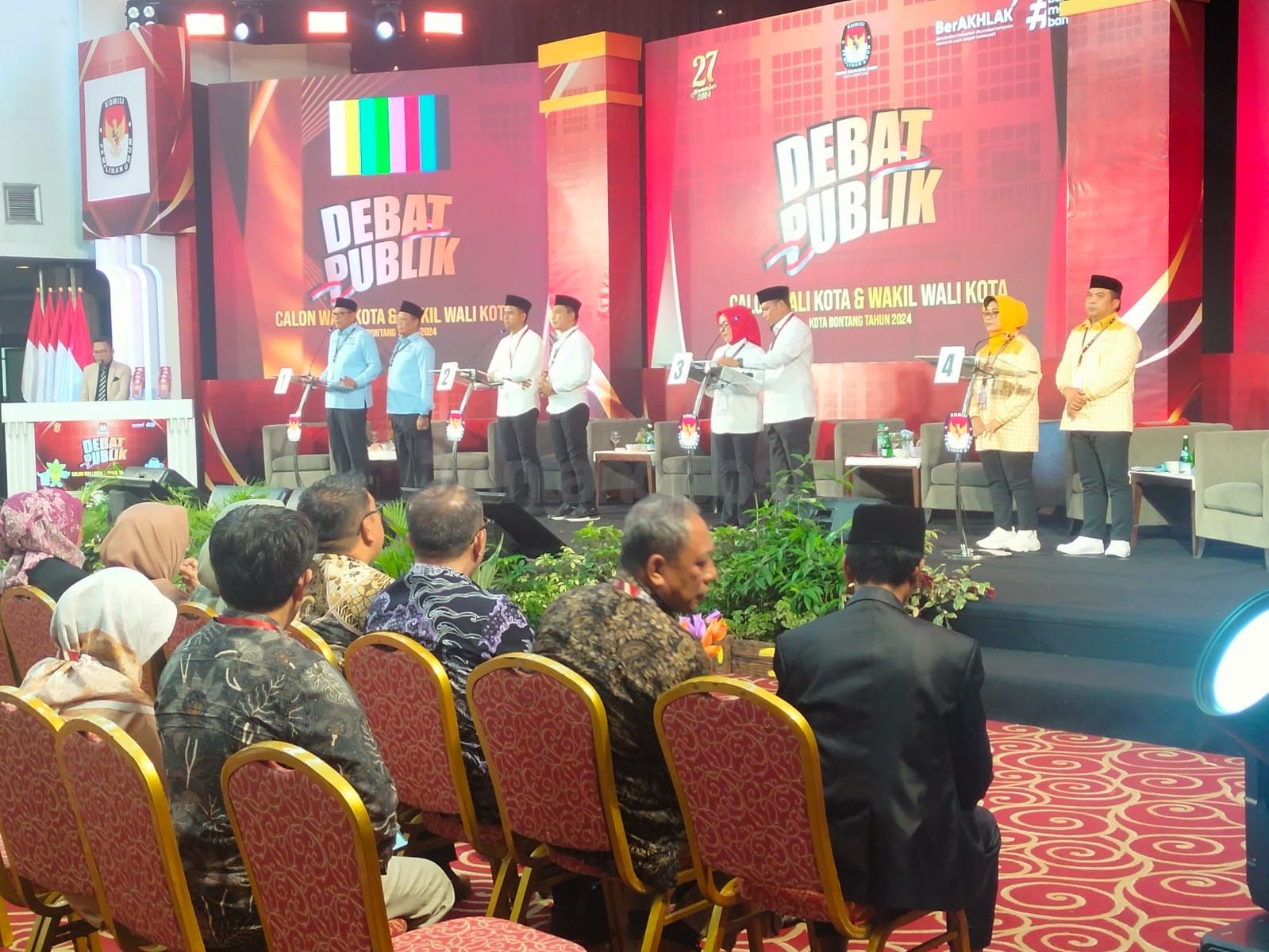 Angka Partisipasi Kasar Dibahas dalam Debat Kandidat, Berikut Jawaban Masing-Masing Paslon