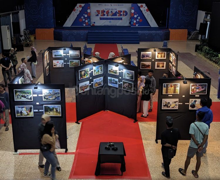 Pameran foto di acara Pupuk Kaltim Festival Media. (Nasrullah/Bontang Post)