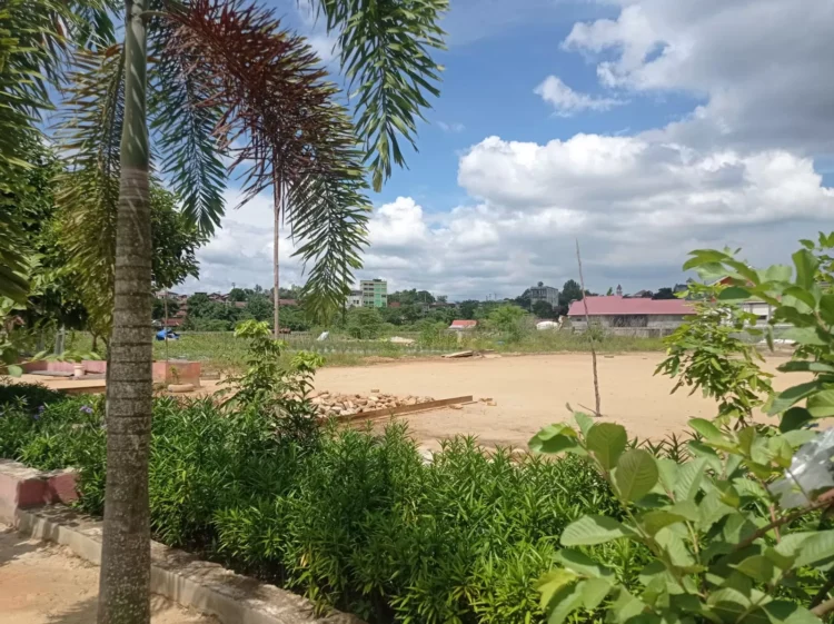 Sekitar SD 010 Bontang Utara bakal dibangun untuk SMP 7 yang saat ini mempunyai Gedung di Jalan Lumba-Lumba, Kelurahan Tanjung Laut Indah. (ADIEL KUNDHARA/KP)