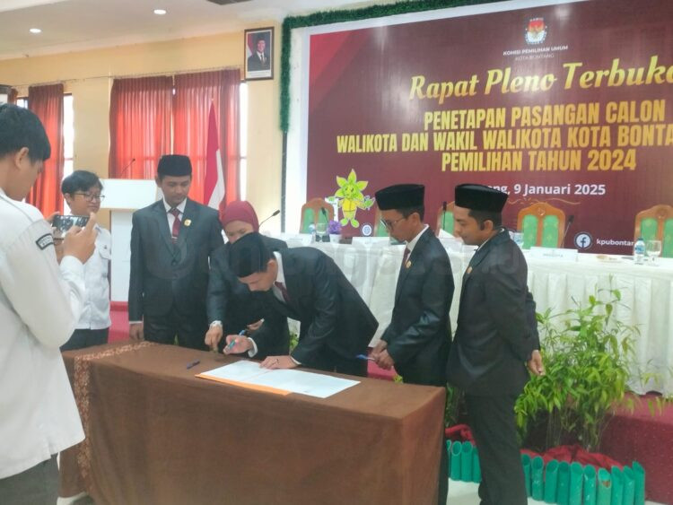 Penetapan pasangan calon wali kota dan wakil wali kota oleh KPU Bontang (Jelita/bontangpost.id)
