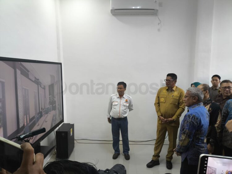 Kepala BNN RI Kombes Pol Marthinus Hukom ikut meresmikan Kantor BNNK Bontang (Jelita/bontangpost.id)