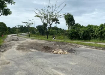 Ruas Jalan M Roem Bontang Lestari Rusak, Pemkot Hanya Lakukan Pemeliharaan