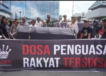 UU Minerba ‘Kilat’ Disahkan, JATAM; Seperti Bangun Candi dalam Semalam