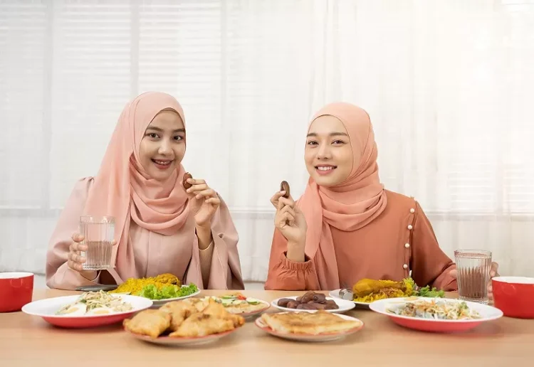 Dengan memilih menu buka puasa yang tepat, tubuh tidak hanya akan merasa lebih bertenaga, tetapi juga lebih sehat sepanjang bulan Ramadan. (IST/KP)