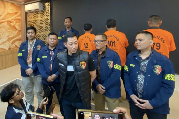 Polda Banten merilis penetapan tersangka 3 pengusaha Kadin Cilegon (Antara/Devi Nindy Sari Ramadhan)
