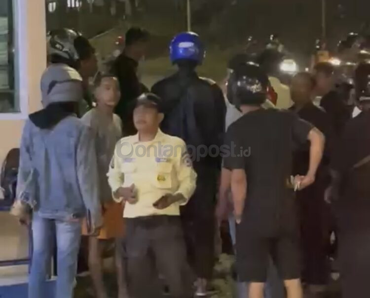 Warga amankan maling motor