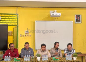 Sekolah Dilarang Jual-Beli Seragam dan LKS, Heri; Kartu Bontang Pintar Jadi Alternatif