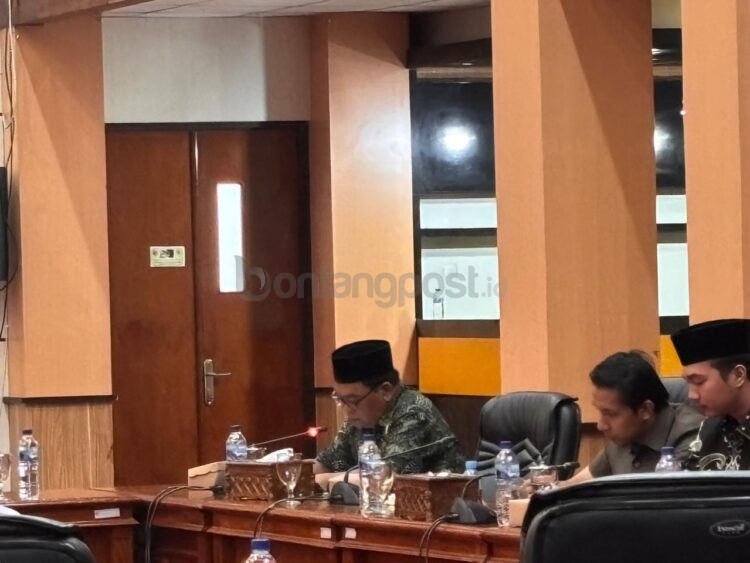Wakil Ketua Fraksi Amanat Demokrat Bergelora, Sumardi.