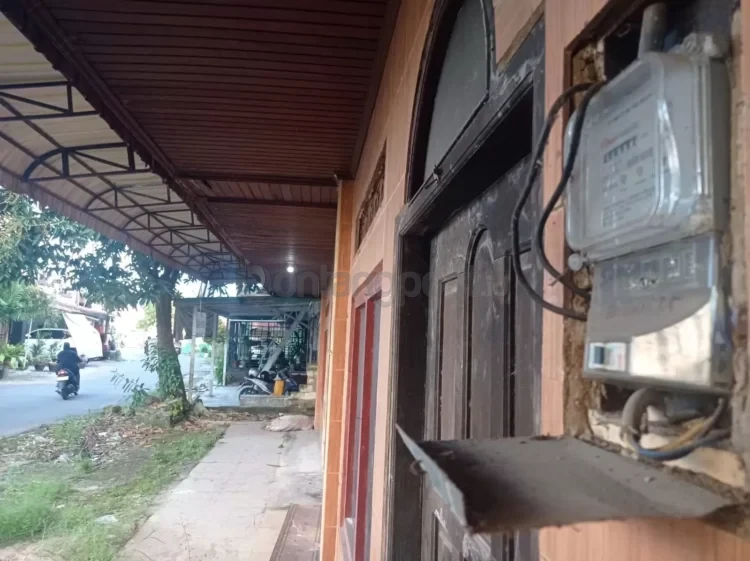Dinas ESDM Kaltim memberikan bantuan pemasangan meteran listrik gratis untuk 553 rumah tangga di Bontang pada tahun ini. FOTO: ADIEL KUNDHARA/KP