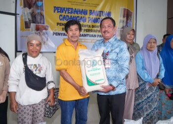 Pemkot Bontang Salurkan Bantuan Pangan untuk 518 Keluarga Kurang Mampu