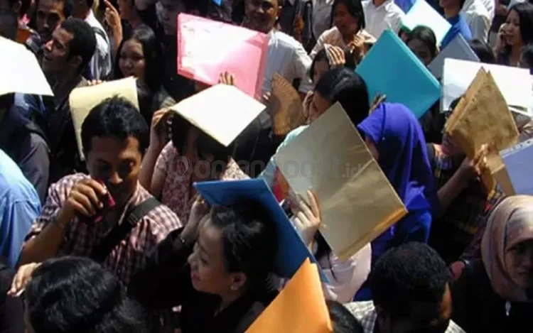 Ilustrasi para pencari kerja di Indonesia. (ist)