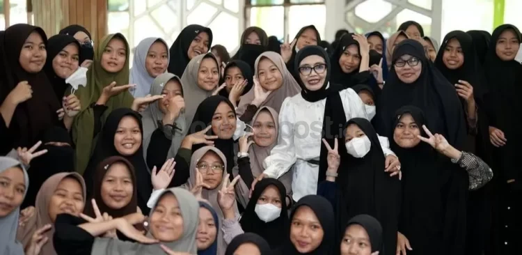 Kegiatan yang digagas Ikatan Dokter Indonesia (IDI) Bontang ke Pondok Pesantren Hidayatullah mendapat apresiasi dari Wali Kota Bontang Neni Moerniaeni. (Prokompim Bontang)