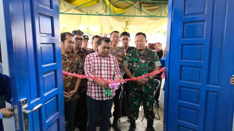 Saat Wakil Wali Kota meresmikan Dapur MBG Bontang Selatan 005 di Jalan Zamrud, RT 12 Kelurahan Berbas Tengah. (Dwi Kurniawan Nugroho/Bontang Post)