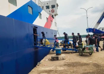 Puncak Arus Balik Nataru, 1.348 Penumpang Turun di Pelabuhan Loktuan