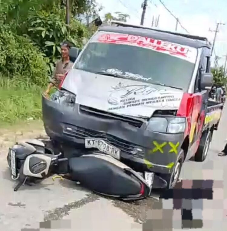 Kecelakaan lalu lintas di Jalan Poros Sangatta–Bontang KM 5, Desa Suka Rahmat, Kecamatan Teluk Pandan, Kutai Timur, Selasa (13/1/2026