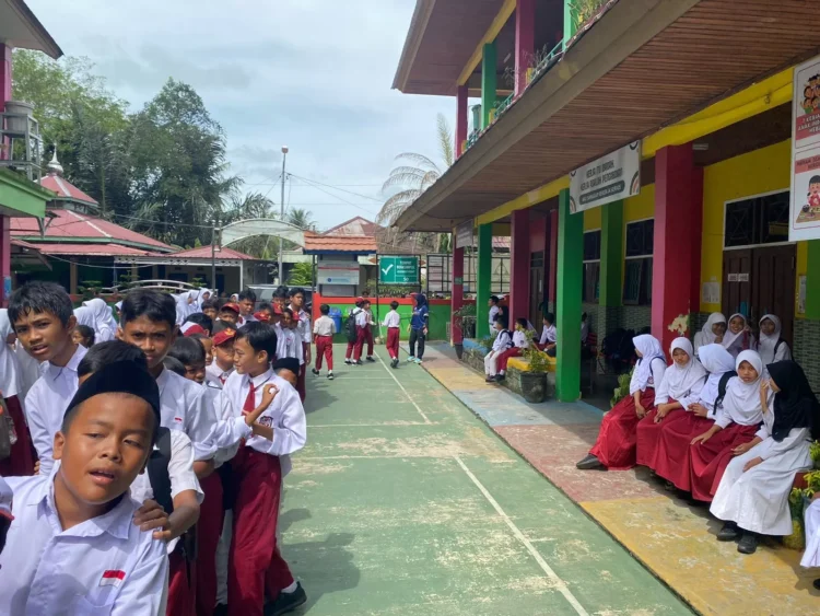 Kartu Bontang Pintar yang semula ditarget berjalan awal tahun diprediksi start di beberapa bulan terakhir. (ADIEL KUNDHARA/KP)