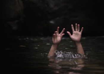 Tragis, Dua Bocah Kakak Beradik di Teluk Pandan Tewas Tenggelam