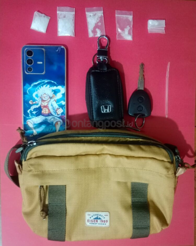Barang bukti yang disita polisi