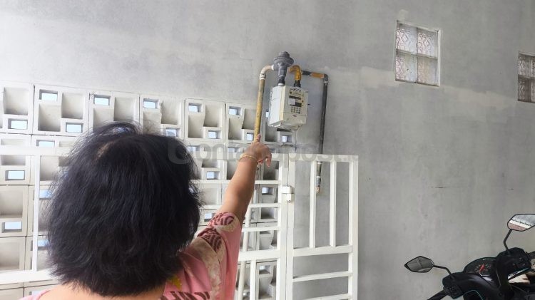 Sambungan jaringan gas (jargas) telah terpasang di sejumlah rumah warga, namun wilayah Bontang Lestari masih belum terlayani optimal. (Dwi Kurniawan Nugroho / Bontang Post)