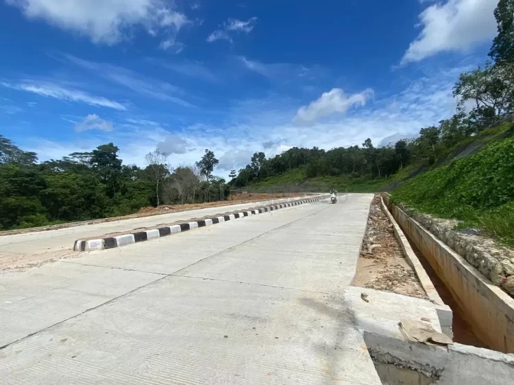Akses di Kampung Gotong Royong menjadi perhatian Pemkot Bontang dalam beberapa tahun belakangan ini. FOTO: ADIEL KUNDHARA/KP