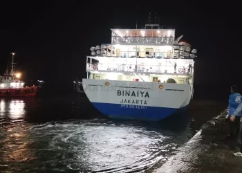 Pelabuhan Loktuan Bontang Mulai Dipadati Penumpang, KM Binaiya Berangkatkan 946 Orang