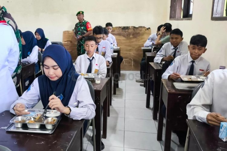 Program Makan Bergizi Gratis (MBG) di Kota Bontang. (Dwi Kurniawan Nugroho/Bontang Post)
