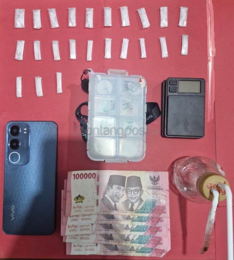 Barang bukti yang disita polisi