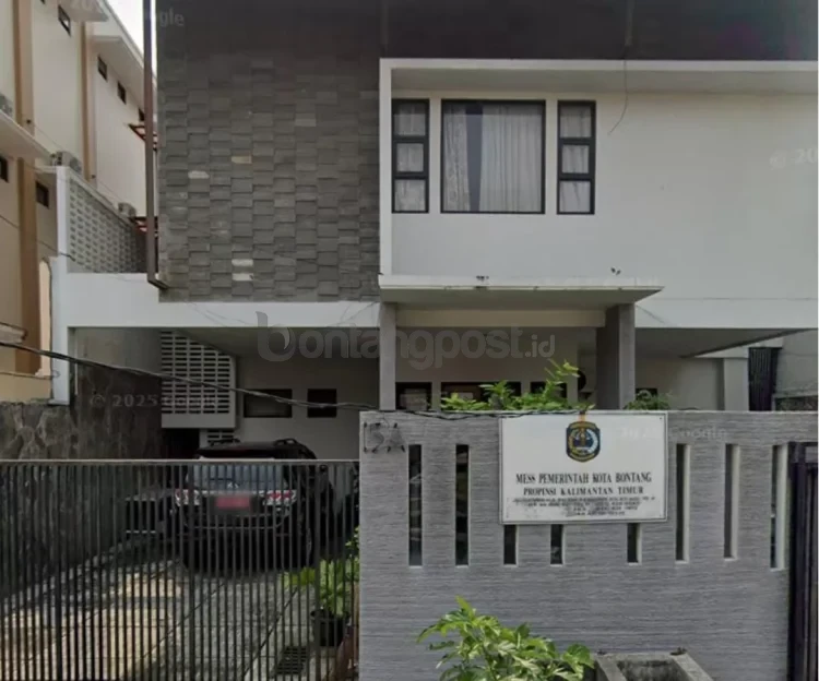 Mes Pemkot Bontang yang berada di Cempaka Putih, Jakarta Pusat masih memakai skema sewa.