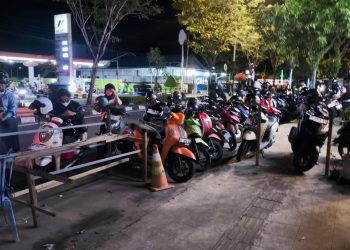 Parkiran Semrawut di Tanjung Laut Bontang, Warga Keluhkan Akses Tertutup