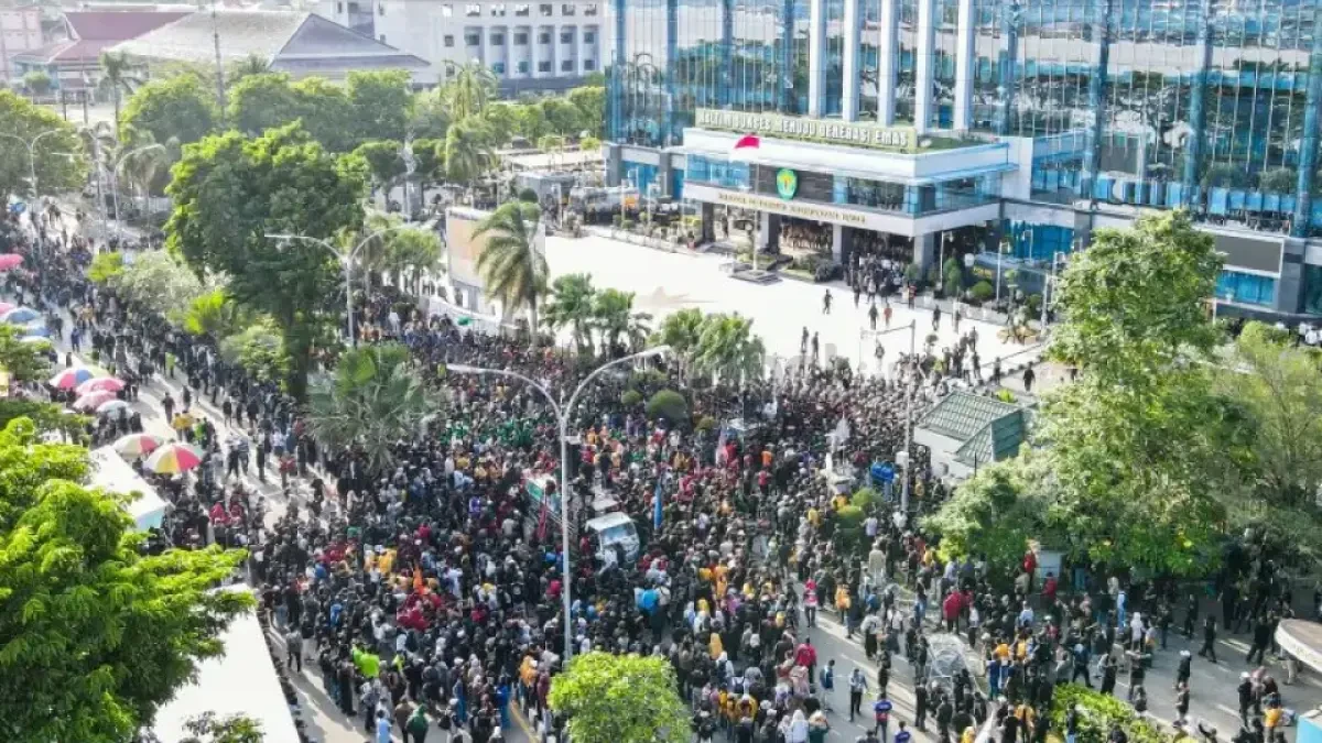 Klaim Terbuka Kritik tapi Tak Temui Massa, Pengamat Soroti Responsivitas Gubernur Kaltim