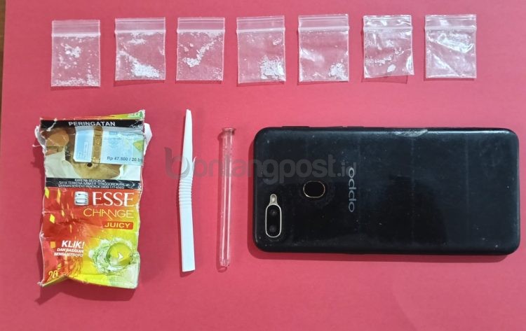 Barang bukti yang disita polisi