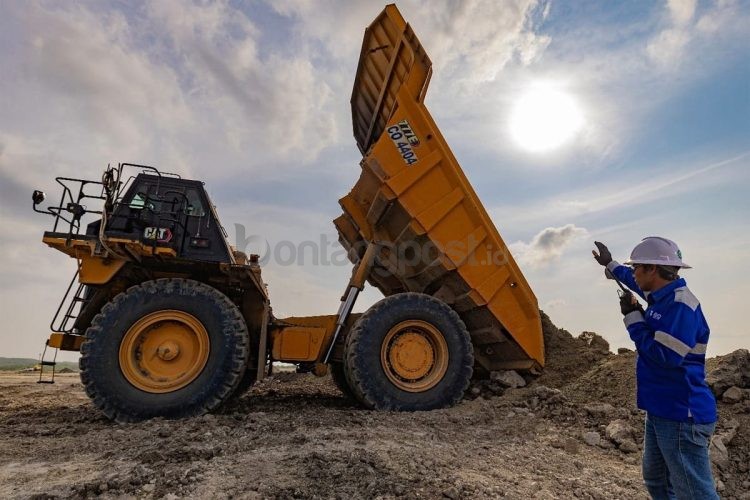 Ilustrasi aktivitas pekerja tambang di wilayah operasional. (Istimewa)