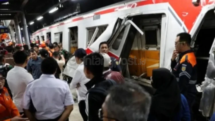 Jumlah korban dilaporkan terus bertambah, dengan korban meninggal mencapai 14 orang dan puluhan lainnya luka-luka. (Foto CNBC)