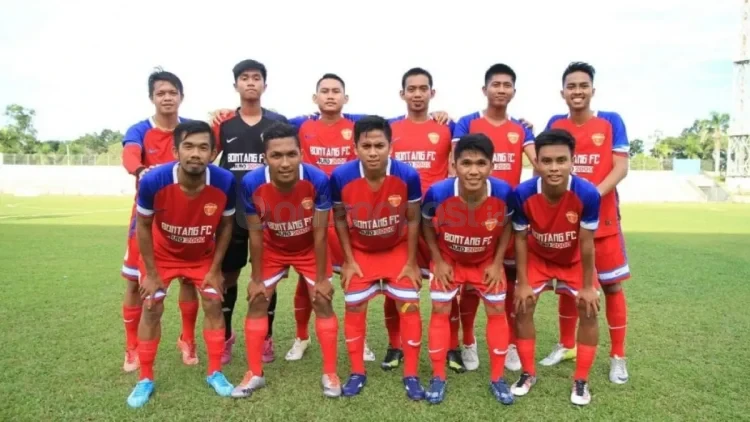 Proses akuisisi tim sepak bola yang berlaga di kasta atas mengalami penundaan dan mendapat persetujuan legislator. (ADIEL KUNDHARA/KP)