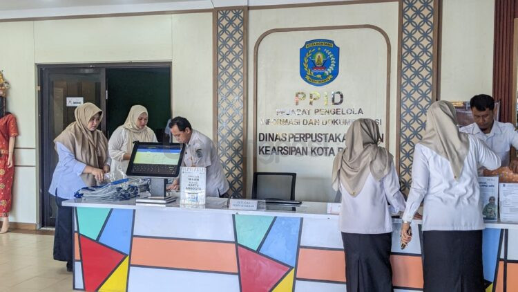 Suasana pelayanan di DPK Bontang yang terus diperkuat melalui peningkatan koordinasi dan komunikasi agar akses informasi publik lebih cepat dan efisien.