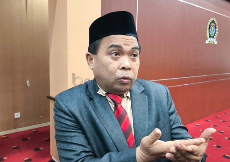 Wakil Wali Kota Bontang Agus Haris meminta DLH memperkuat pengawasan lingkungan usai dua perusahaan di Bontang meraih PROPER merah. (Dwi Kurniawan NUgroho/ Bontang Post)