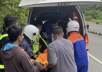 Kecelakaan di Jalan Cipto Mangunkusumo Bontang, Penyapu Jalan Ditabrak Pelajar