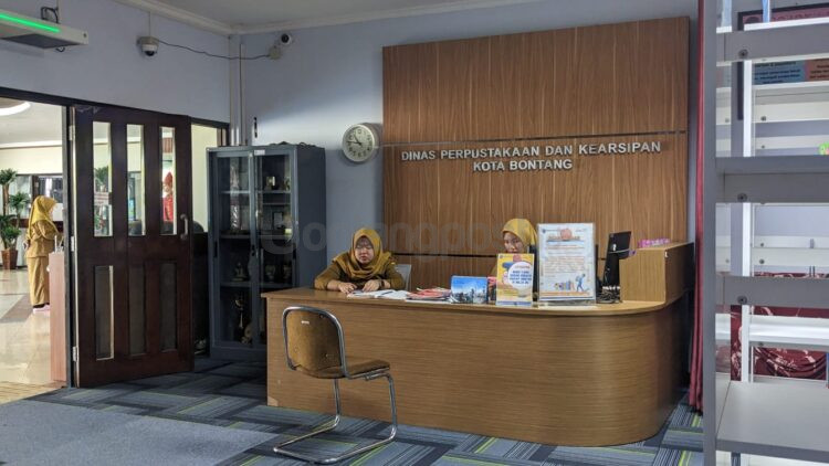 Minimnya pustakawan yang bertugas secara khusus dinilai menjadi salah satu kendala pengembangan dan akreditasi perpustakaan di Bontang.