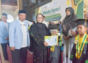 728 Santri Ikuti Wisuda BKPRMI Bontang, Neni Apresiasi Guru Ngaji dan Generasi Qurani