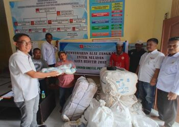 PT EUP Salurkan Bantuan Alat Tangkap untuk 42 Nelayan Pesisir Bontang, Dukung Peningkatan Hasil Tangkapan