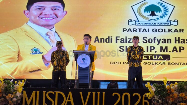 Ketua DPD Golkar Bontang Andi Faizal Sofyan Hasdam menyampaikan sambutan saat pembukaan Musda VIII DPD Golkar Bontang di Hotel Grand Mutiara, Sabtu (27/6/2026).