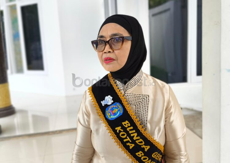 Wali Kota Bontang, Neni Moerniaeni, menyampaikan hasil koordinasi dengan PLN terkait penyebab dan perkiraan berakhirnya pemadaman listrik bergilir di Kota Bontang. (Nasrullah/ Bontang Post)