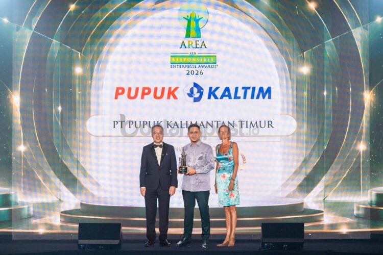 Pupuk Kaltim meraih penghargaan Asia Responsible Enterprise Awards (AREA) 2026 atas program pemberdayaan masyarakat Cendawan Juara di Kelurahan Guntung, Kota Bontang.
