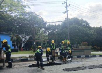 Pemkot Bontang Tambal Jalan Nasional Depan RSUD, Perbaikan Total Masih Tunggu Pemerintah Pusat