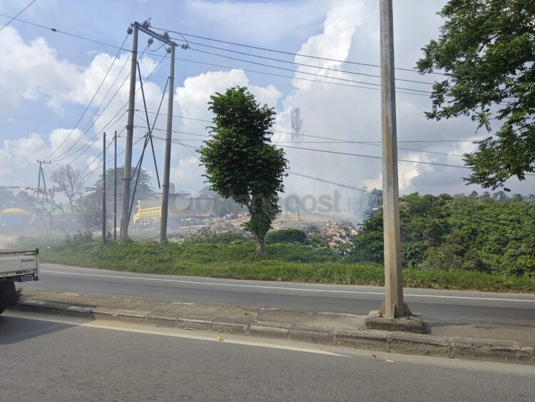 Lahan yang diduga dijadikan tempat pembuangan sampah di depan Hotel Grand Mutiara, Jalan Arif Rahman Hakim, Bontang. DLH memastikan lokasi tersebut bukan TPS resmi. (Dwi Kurniawan Nugroho/ Bontang Post)