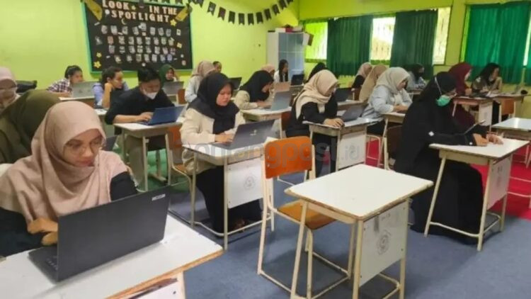 Guru pengganti yang dijaring untuk melengkapi kuota pendidik di Kota Bontang sebelumnya menjalani beberapa tahapan. Namun masih ada yang belum mengajar hingga saat ini. FOTO: ADIEL KUNDHARA/KP