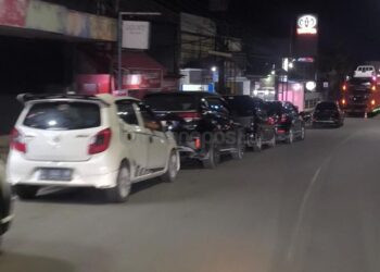 Antrean Pertalite Mengular, Wawali Bontang Sebut Banyak Kendaraan dari Luar Daerah Ikut Mengisi
