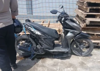 Truk Tangki BBM Tabrak Sejumlah Motor di Turunan KM 5 Balikpapan, Satu Orang Tewas