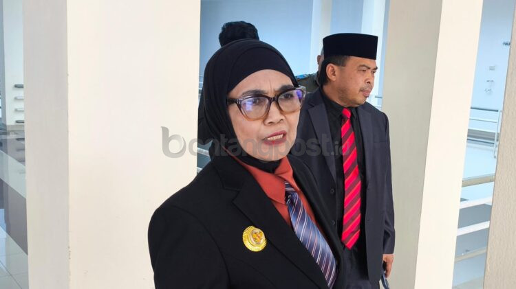 Wali Kota Bontang Neni Moerniaeni (Nasrullah. Bontang Post)