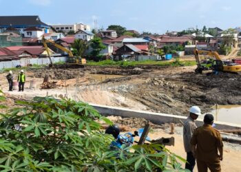 Warga Keluhkan Proyek Polder Tanjung Laut Bontang Bikin Jalan Berdebu, PAUD Ikut Terdampak